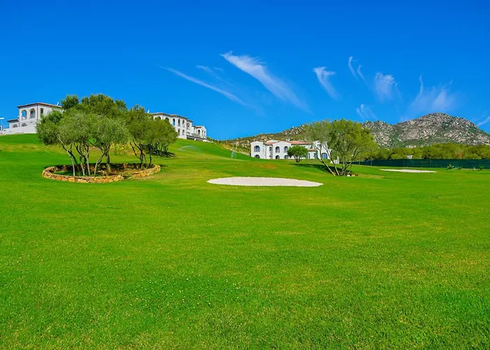 מלון דירות Green Residence Olbia 3*